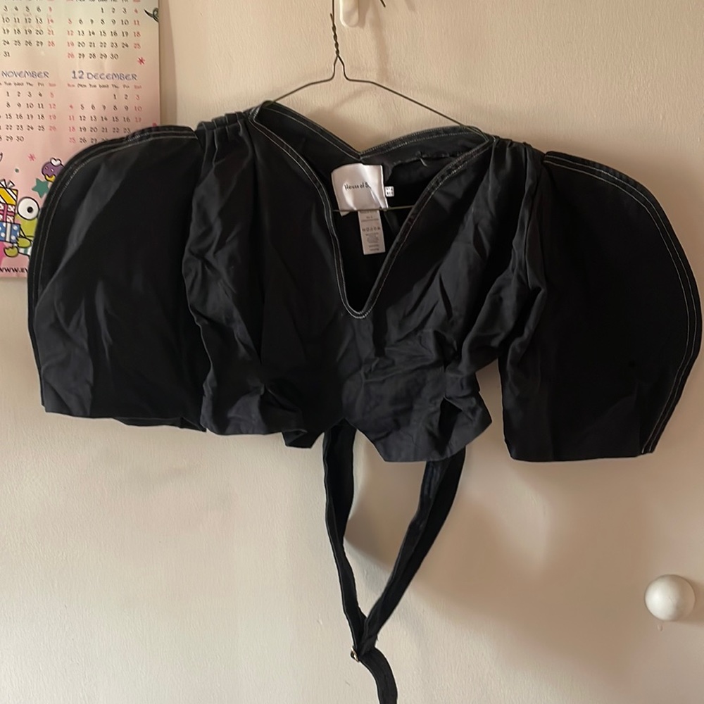 House of sunny crop top size 2
